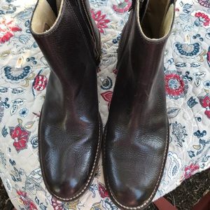 LL Bean leather ankle boots, size 8